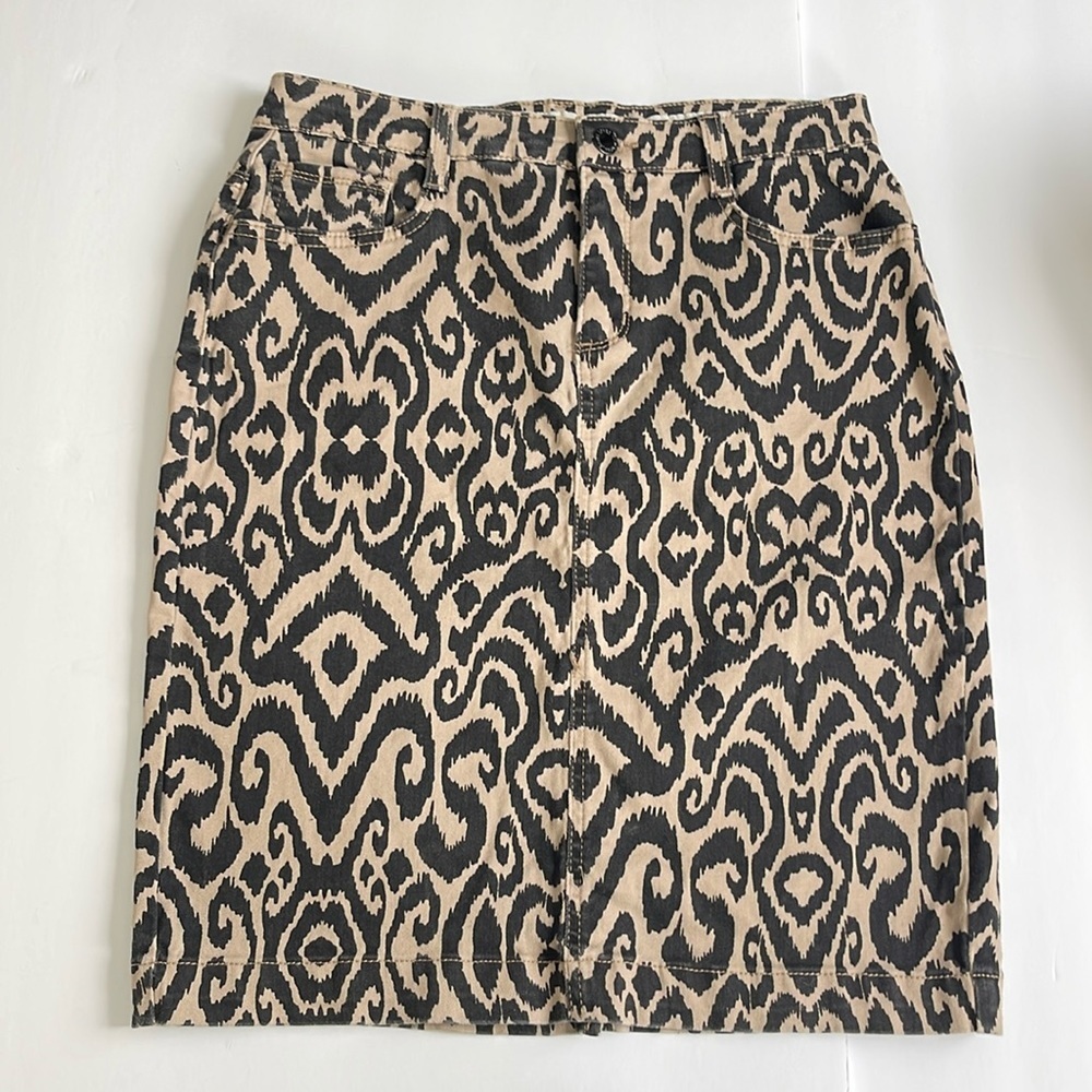 Jones New York Jeans - animal print jeans skirt - black and tan - size 4